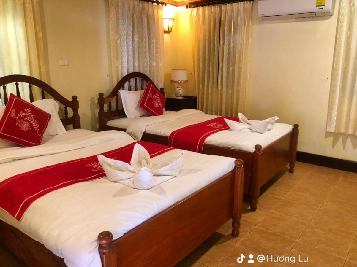 Villa Phathana Boutique Hotel Luang Prabang Exteriör bild