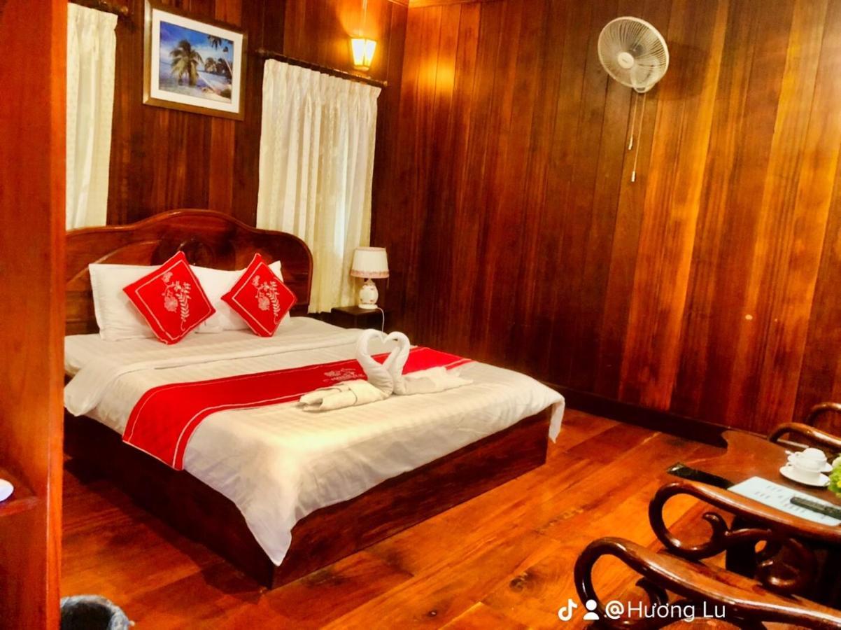 Villa Phathana Boutique Hotel Luang Prabang Exteriör bild