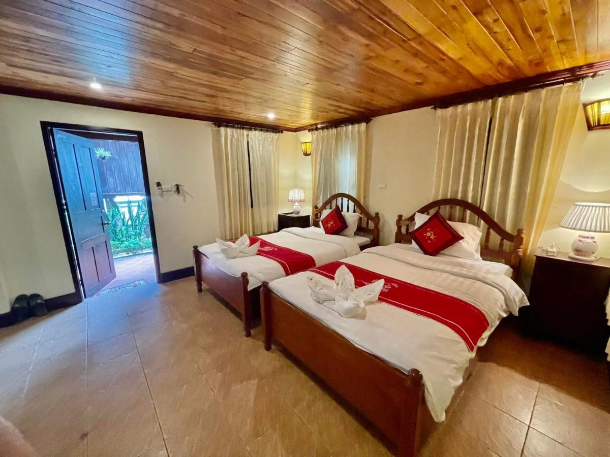 Villa Phathana Boutique Hotel Luang Prabang Exteriör bild