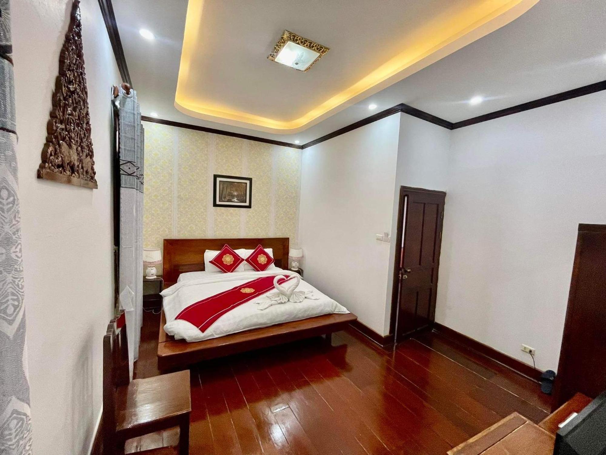 Villa Phathana Boutique Hotel Luang Prabang Exteriör bild