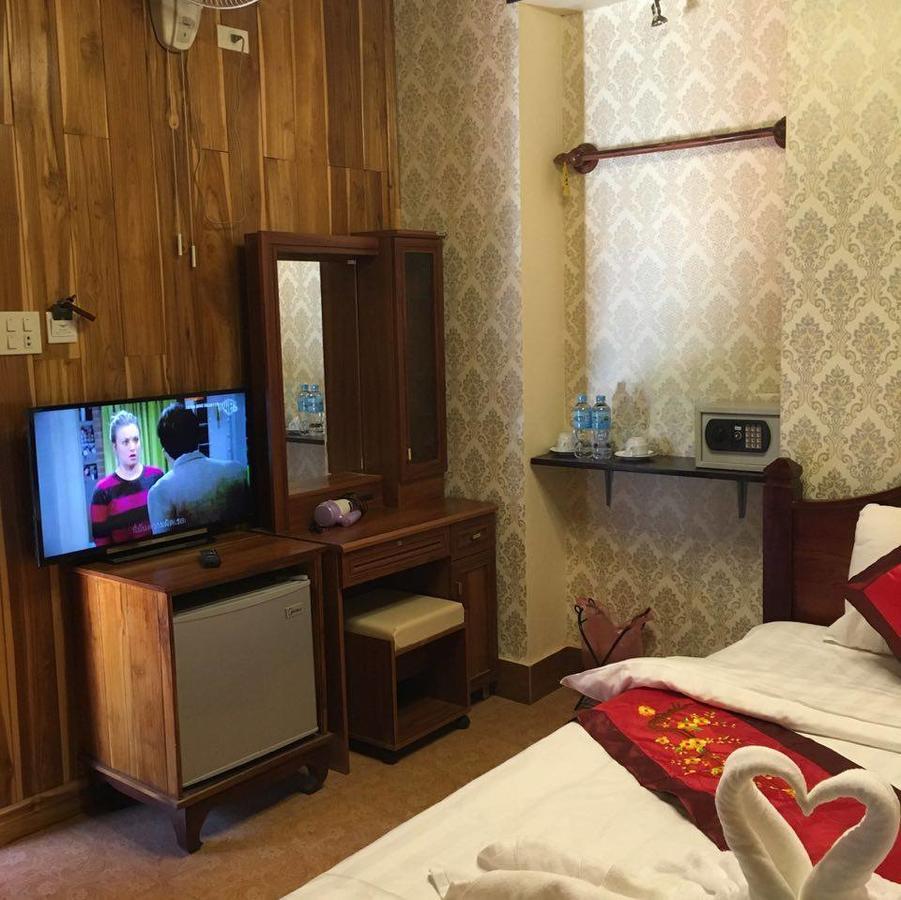 Villa Phathana Boutique Hotel Luang Prabang Exteriör bild