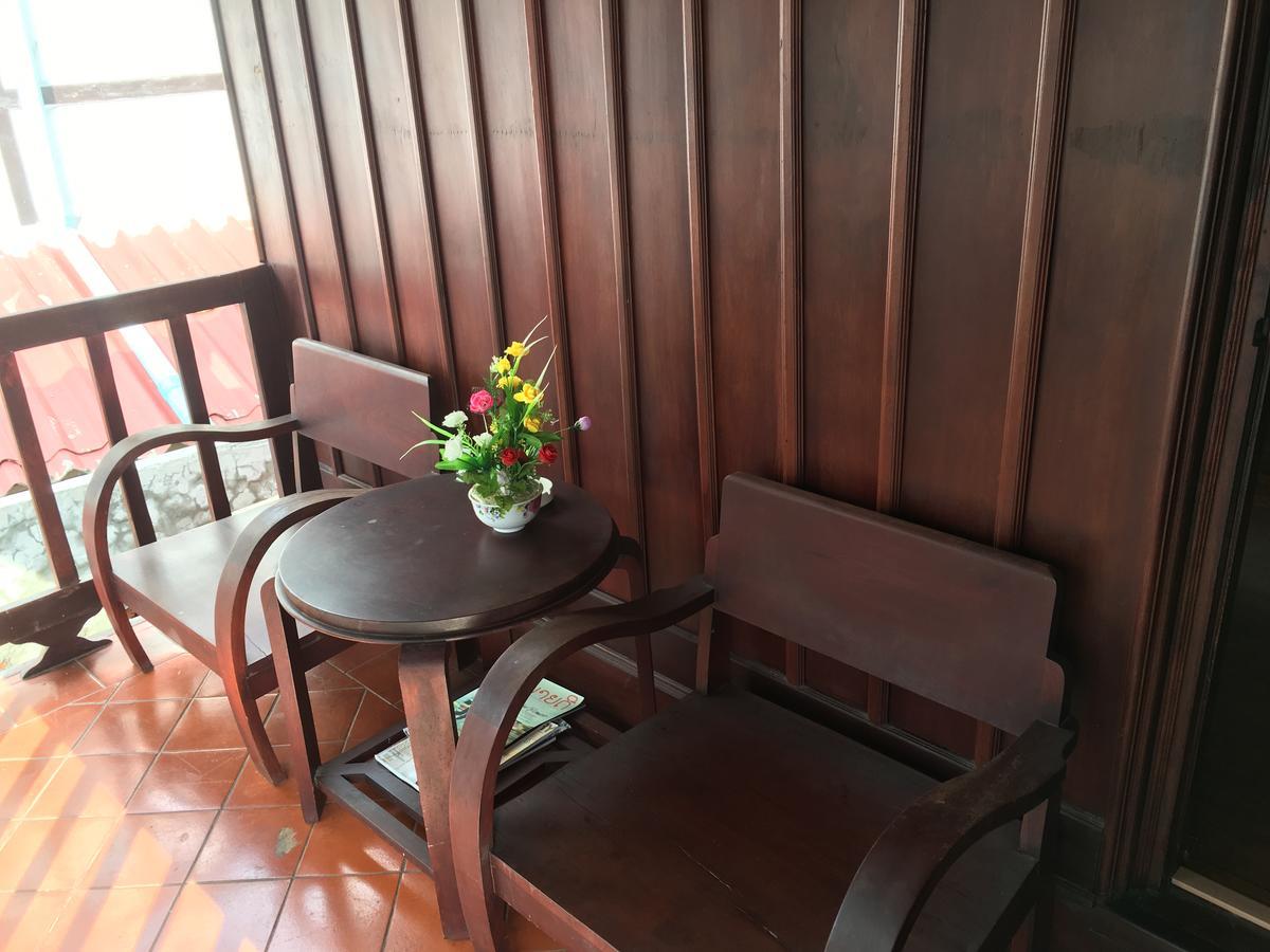 Villa Phathana Boutique Hotel Luang Prabang Exteriör bild